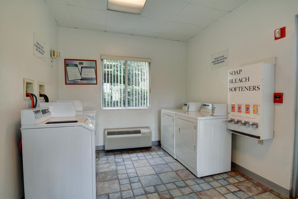 Motel 6-Warwick, Ri - Providence Airport - I-95 Esterno foto